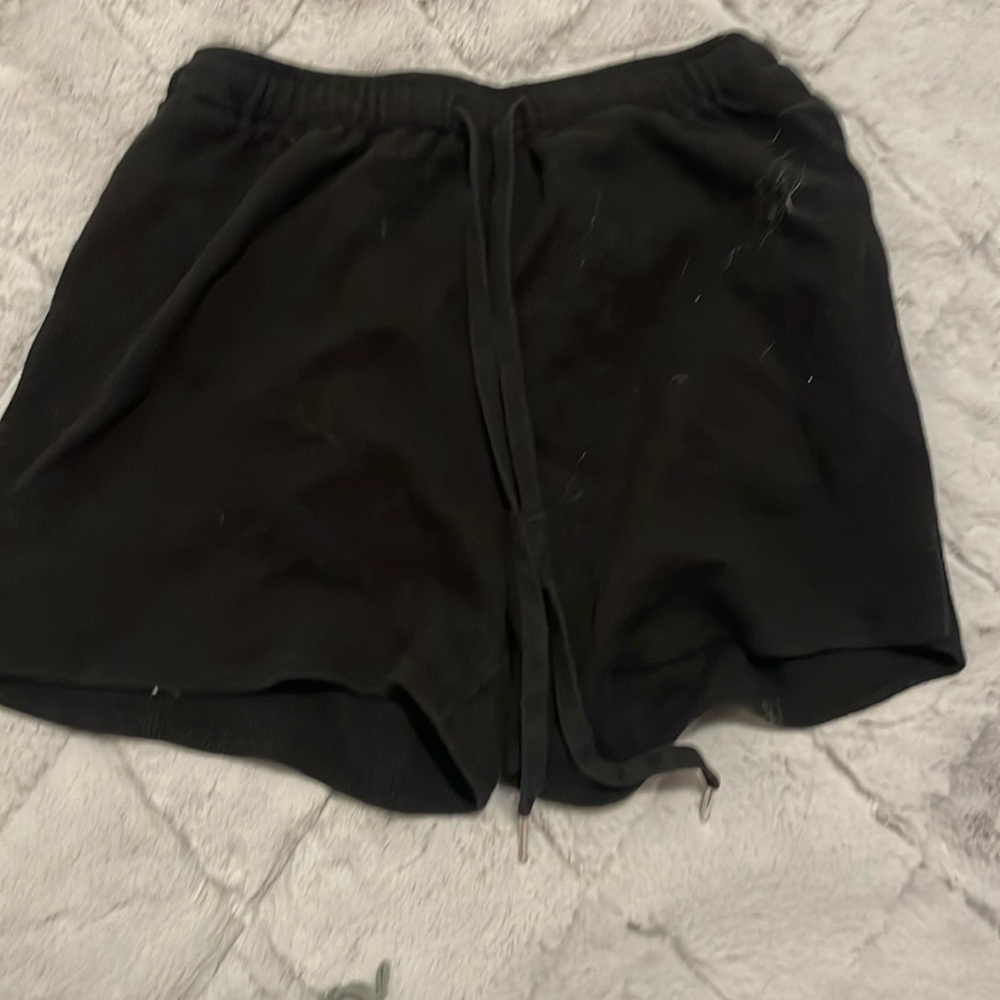 Black sweatshorts